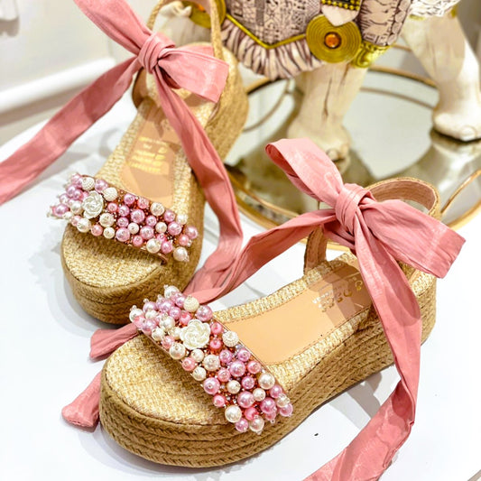 Dulcinea - (Ultra liviana ) High Quality and Comfort Handmade Platform Sandals.